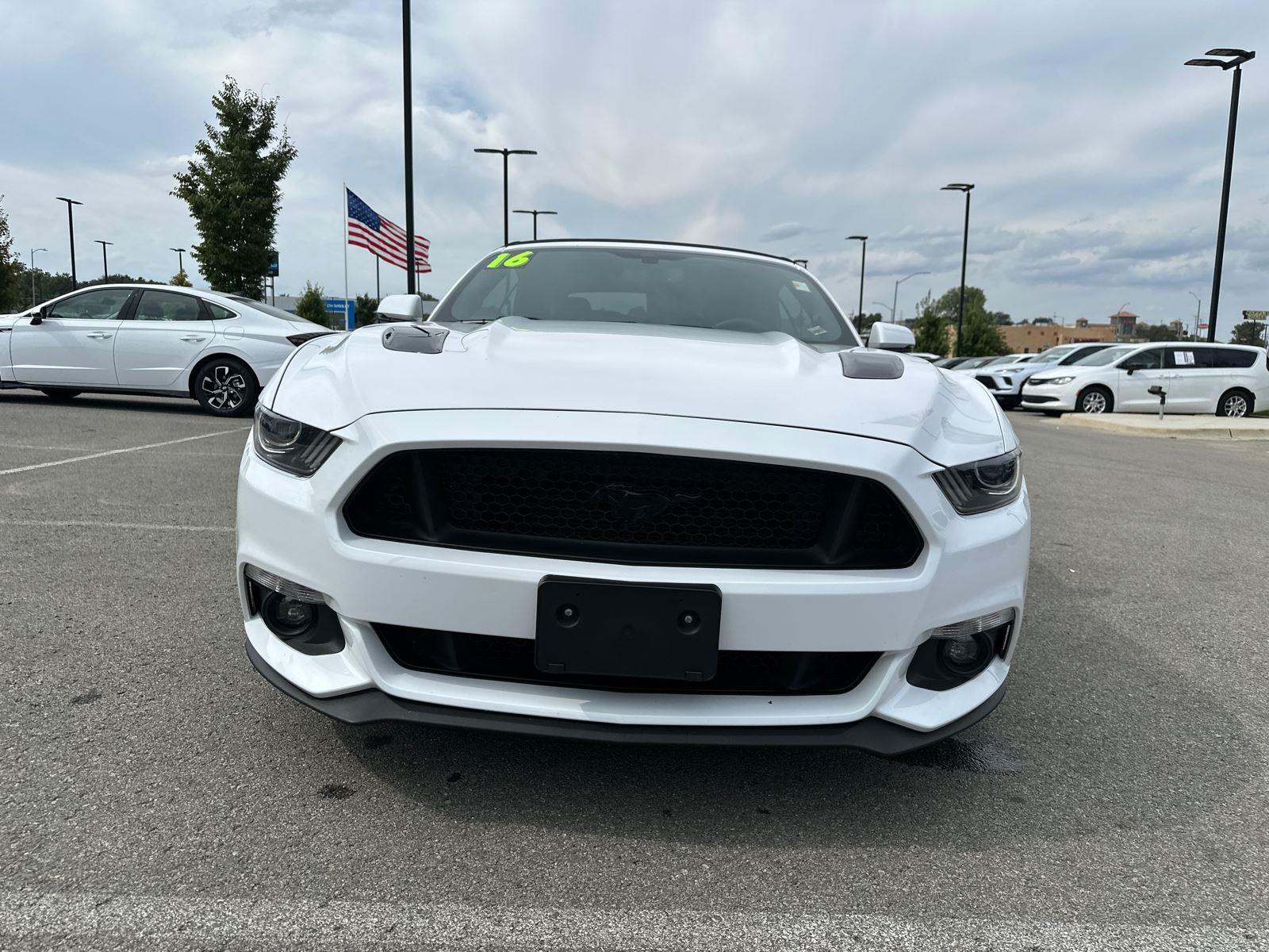 2017 Ford Mustang GT Premium photo 5