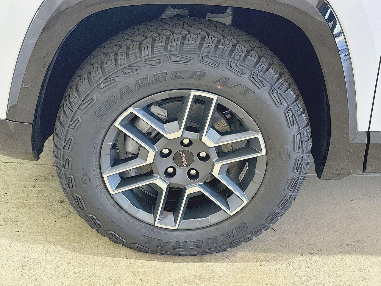 2026 Gmc Terrain AT4 photo 27