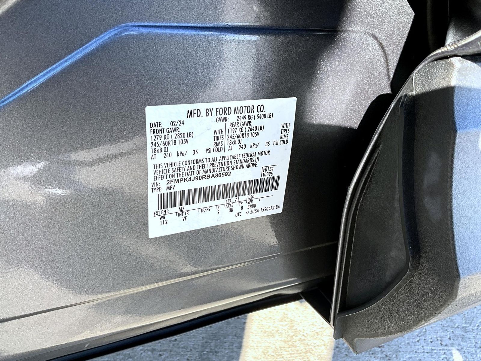 2024 Ford Edge SEL photo 24