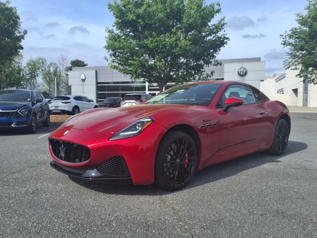 2024 Maserati GranTurismo Modena's photo