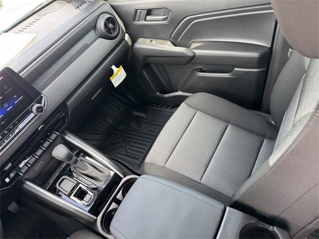 2026 Chevrolet Colorado Work Truck photo 16