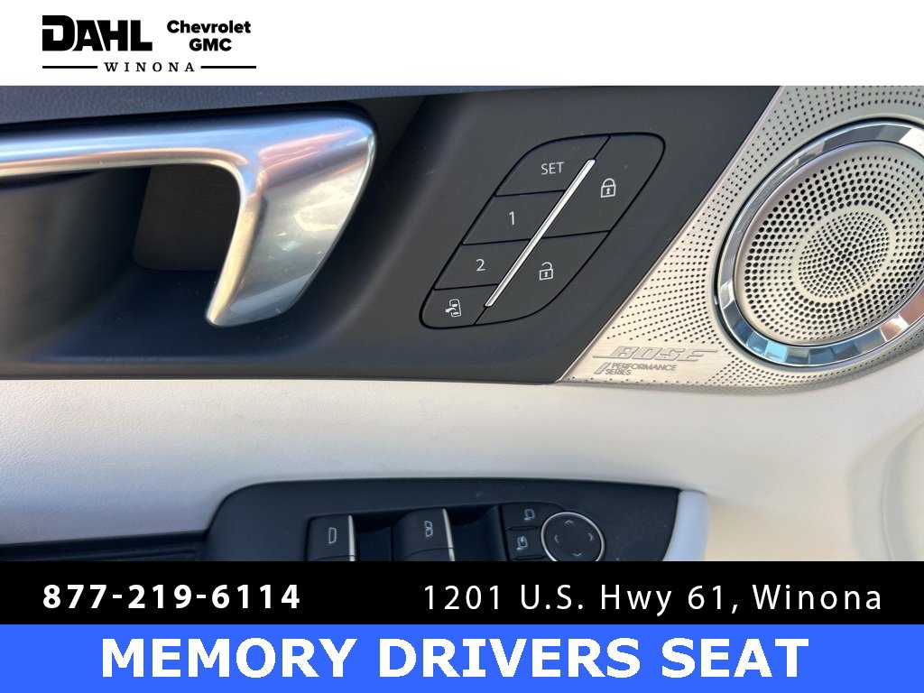 2025 Buick Enclave Avenir photo 11