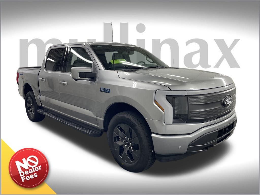 2025 Ford F-150 Lightning Lariat's photo