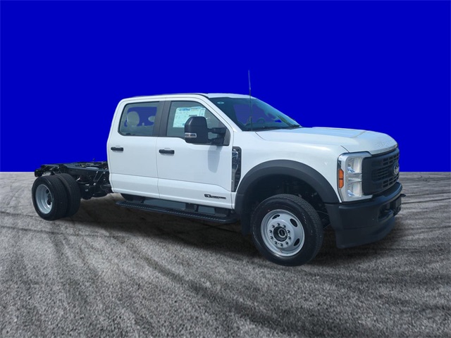 2025 Ford F-450 XL photo 2