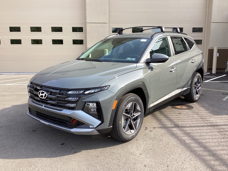 2025 Hyundai Tucson SEL photo 2