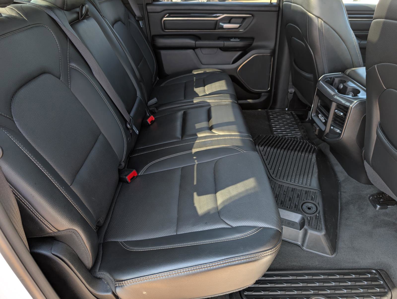 2020 Ram 1500 Rebel photo 33