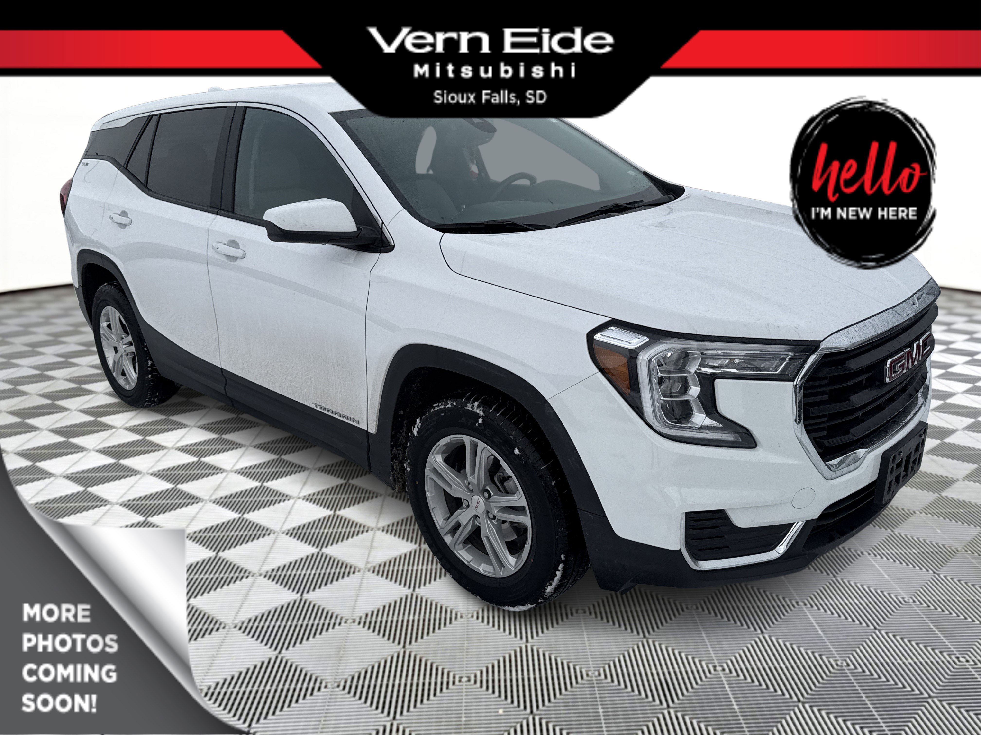 2024 GMC Terrain SLE's photo
