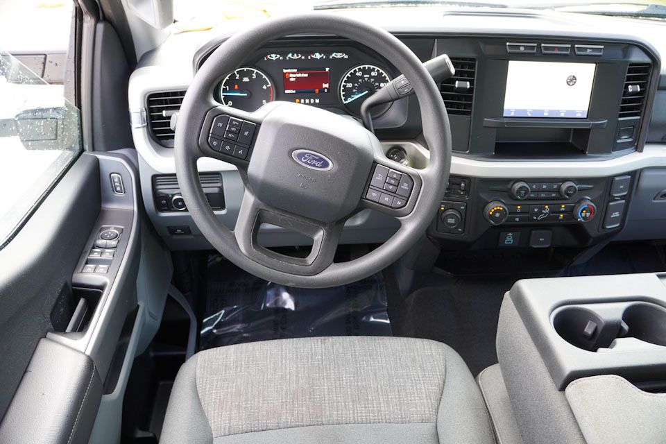 2024 Ford F-250 XLT photo 19
