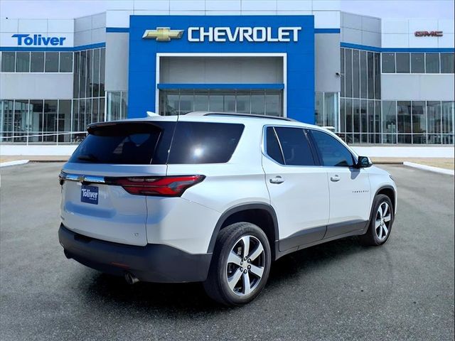 2022 Chevrolet Traverse Leather photo 2