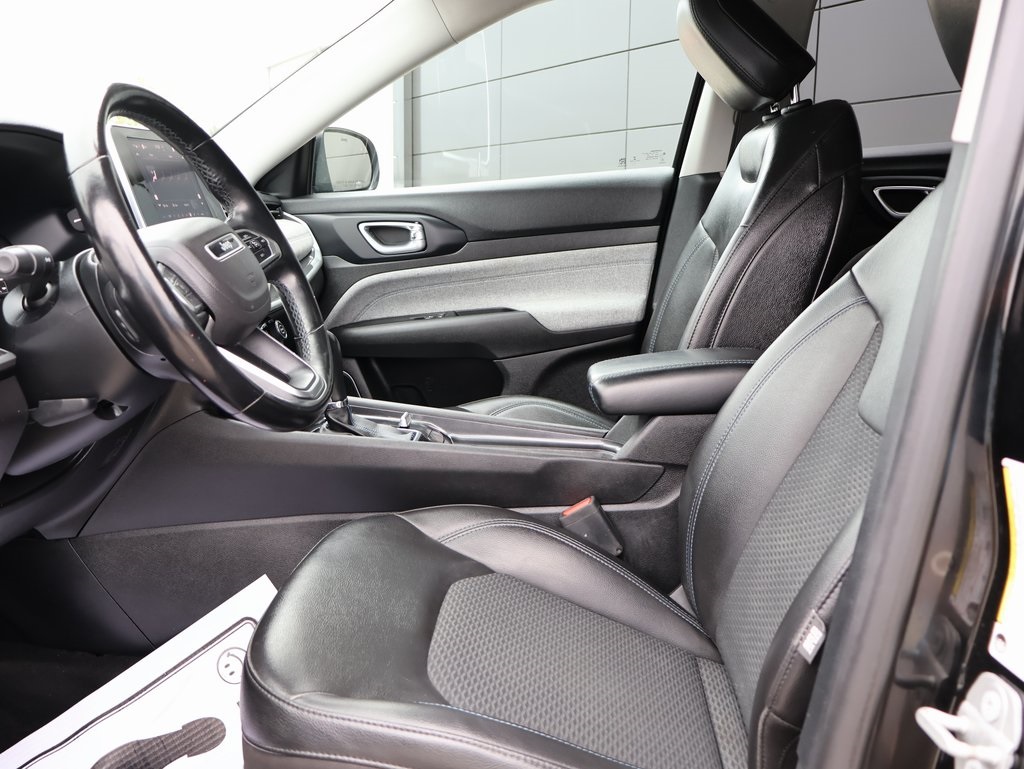 2022 Jeep Compass Latitude photo 23