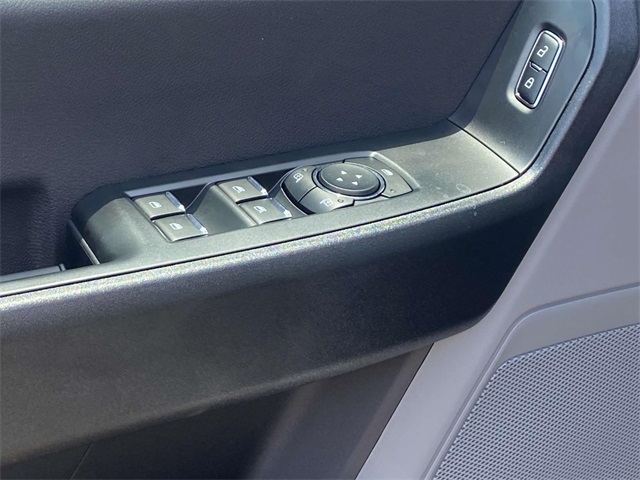 2025 Ford F-350 photo 13