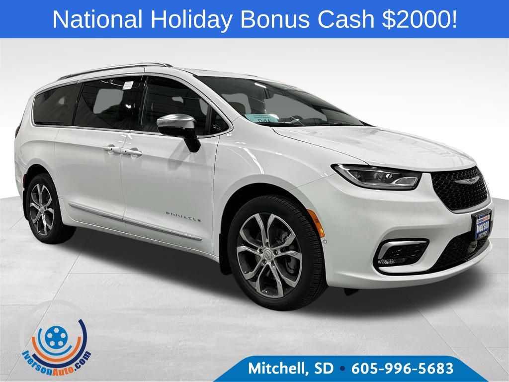2026 Chrysler Pacifica Pinnacle's photo