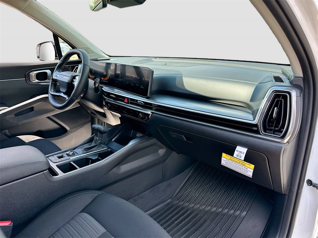 2026 Kia Sorento LX photo 27