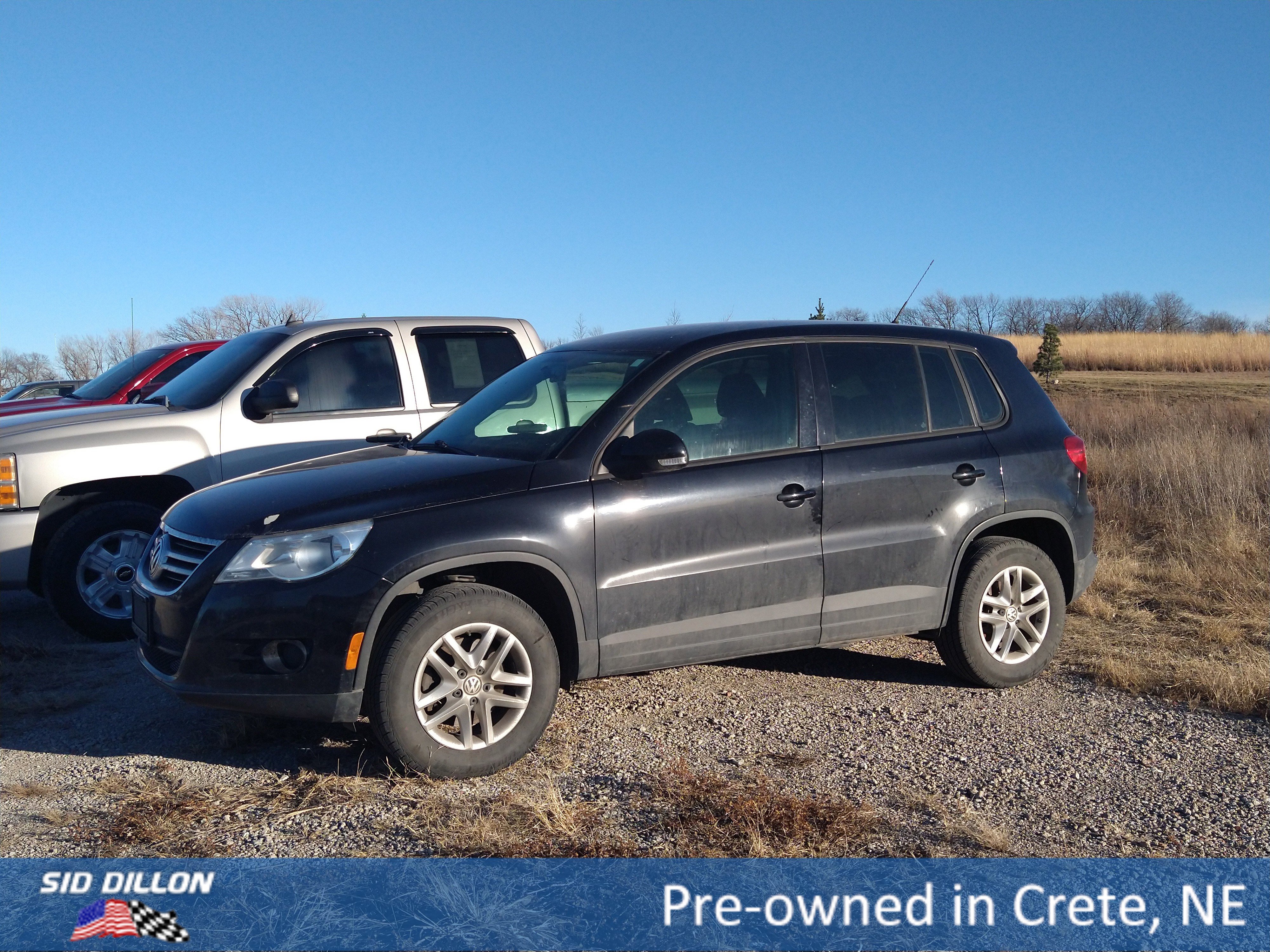 2011 Volkswagen Tiguan S's photo