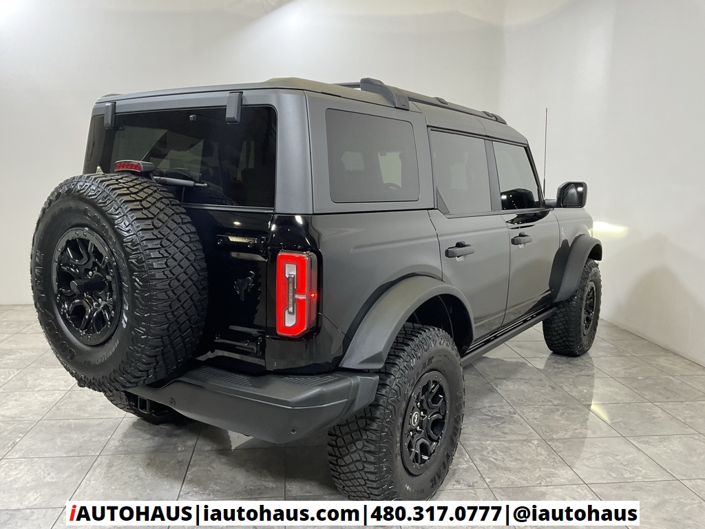 2022 Ford Bronco Black Diamond photo 6
