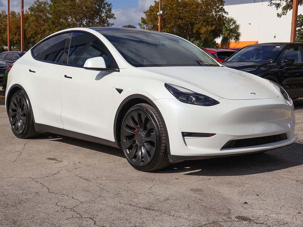 Used 2023 Tesla Model Y Performance with VIN 7SAYGDEF9PF756640 for sale in Kansas City