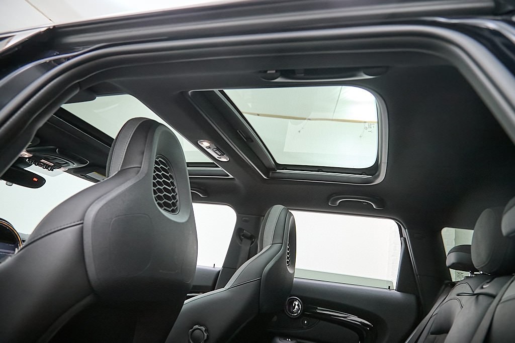 2022 MINI CLUBMAN - Image 27