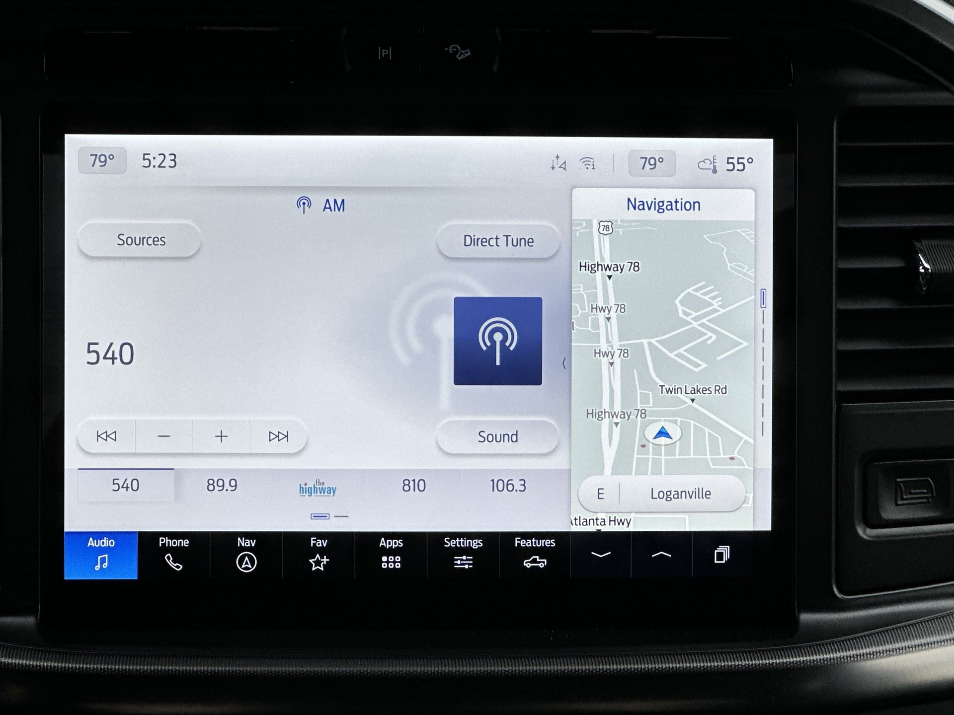 2025 Ford F-150 Lariat photo 3