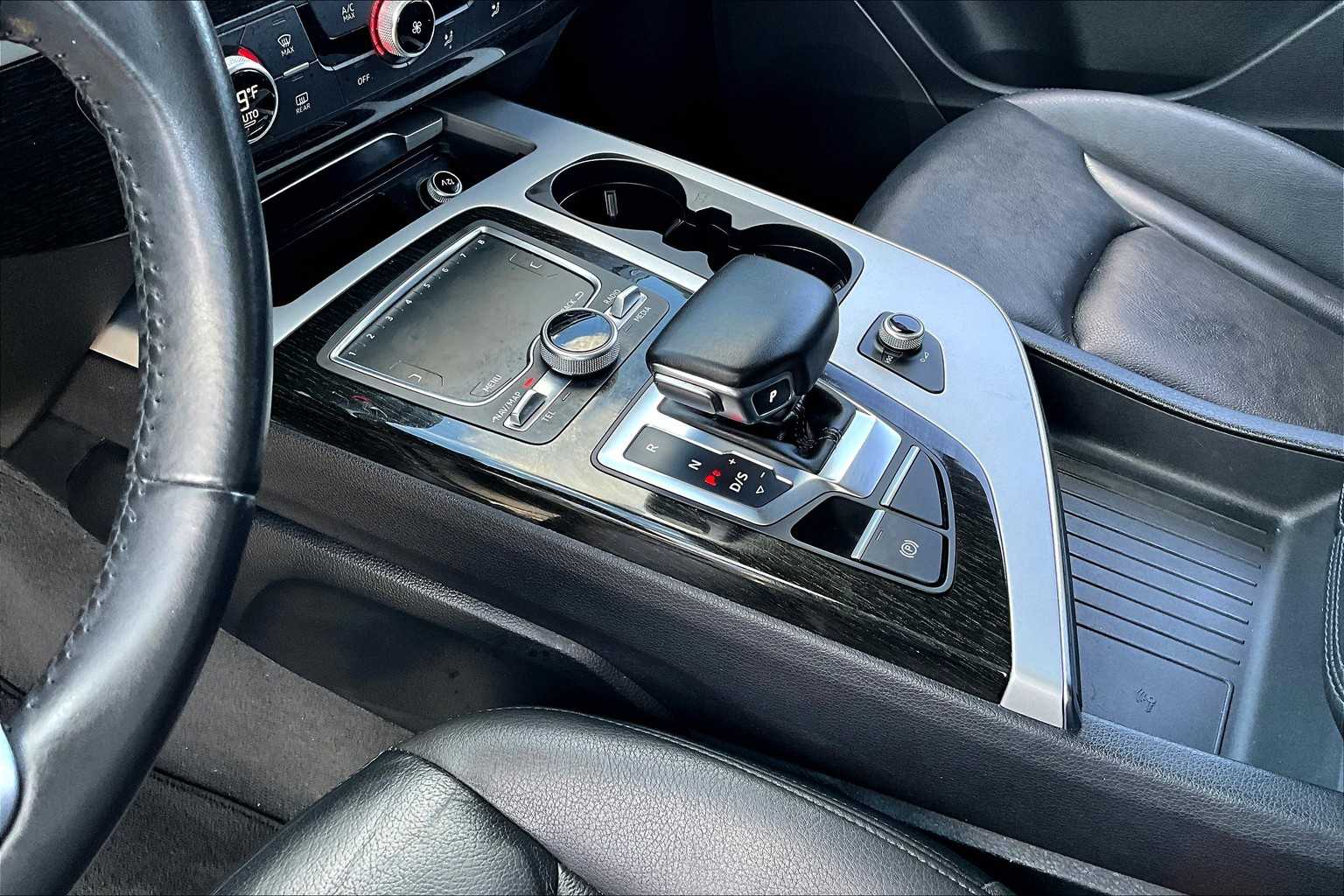 2018 Audi Q7 Premium photo 14