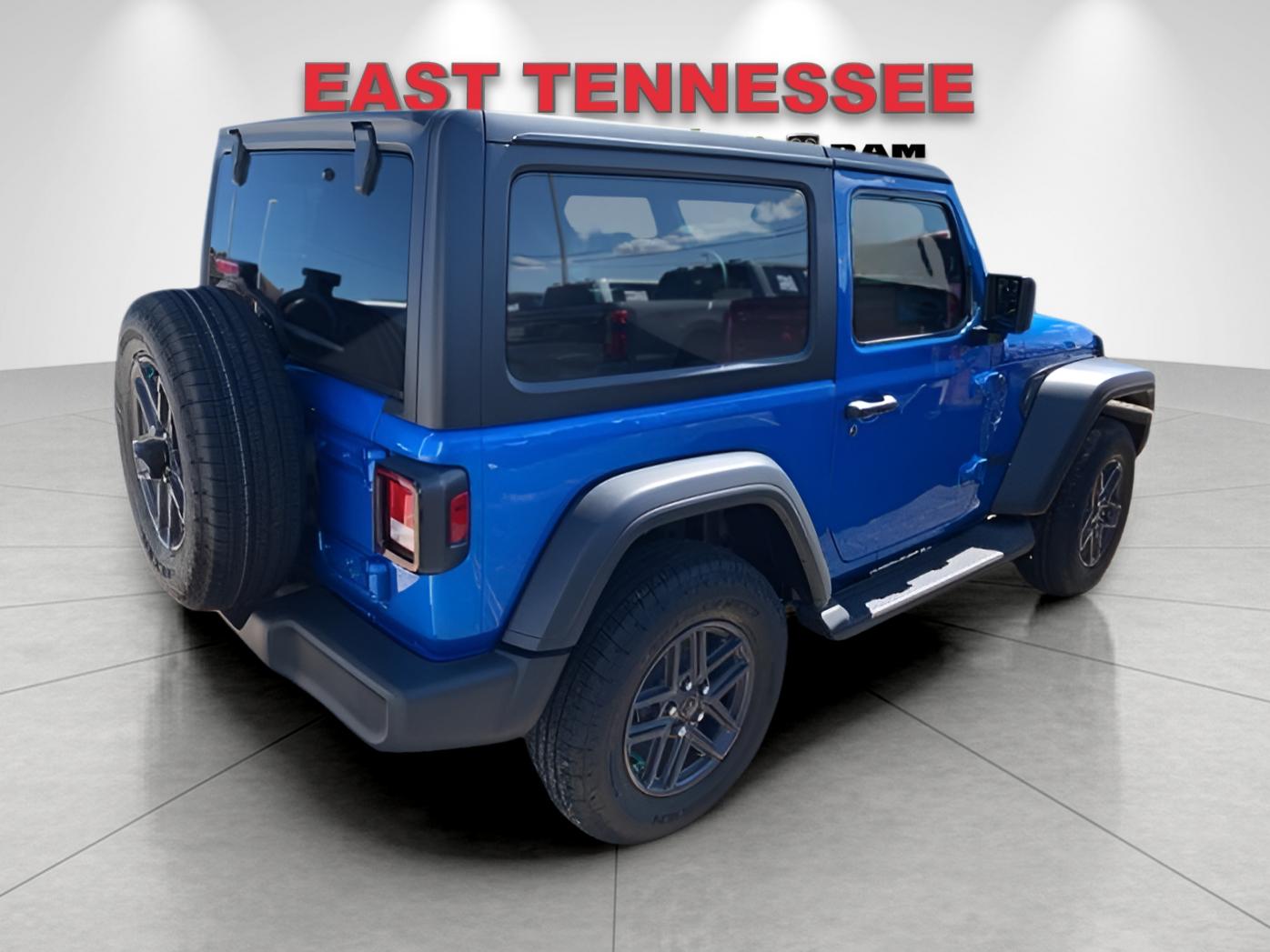 2025 Jeep Wrangler Sport S photo 3