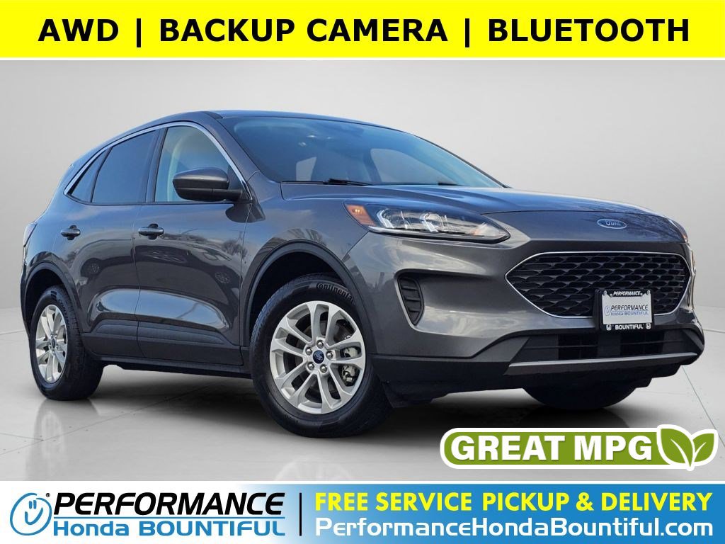 2021 Ford Escape SE's photo