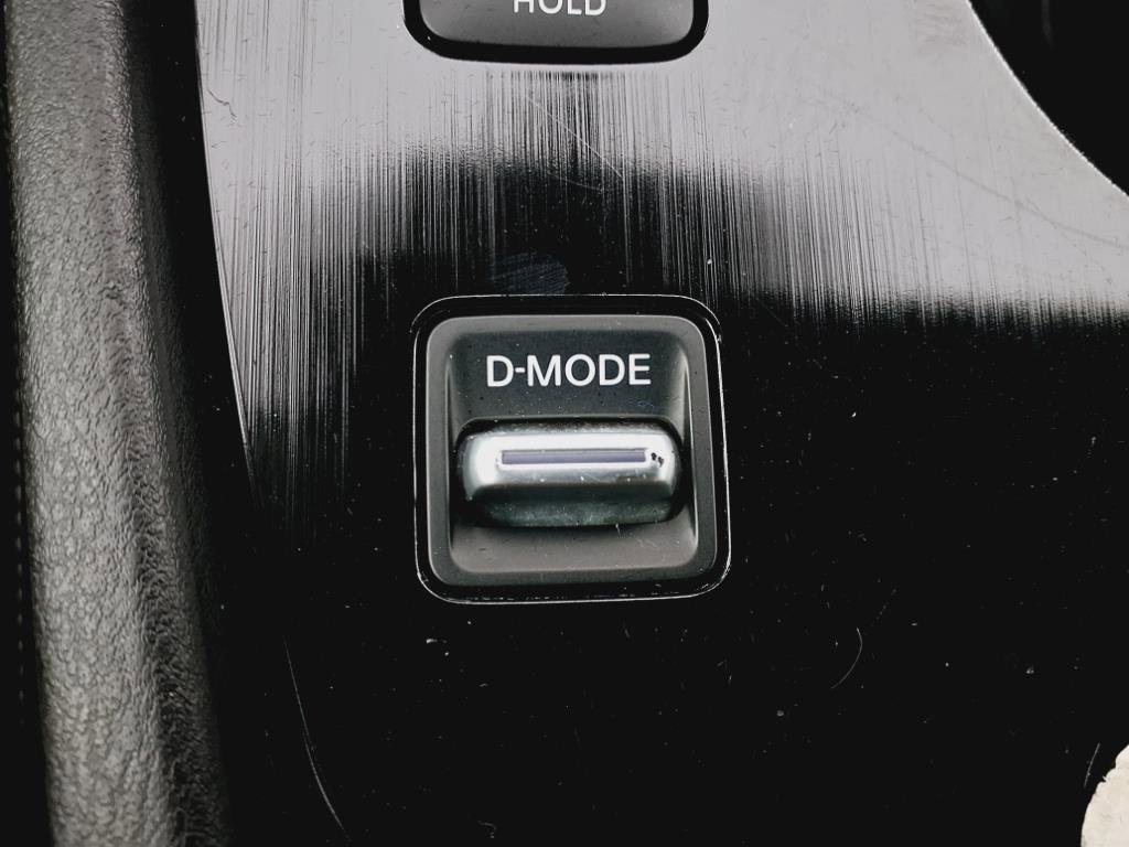 2023 Nissan Rogue S photo 11