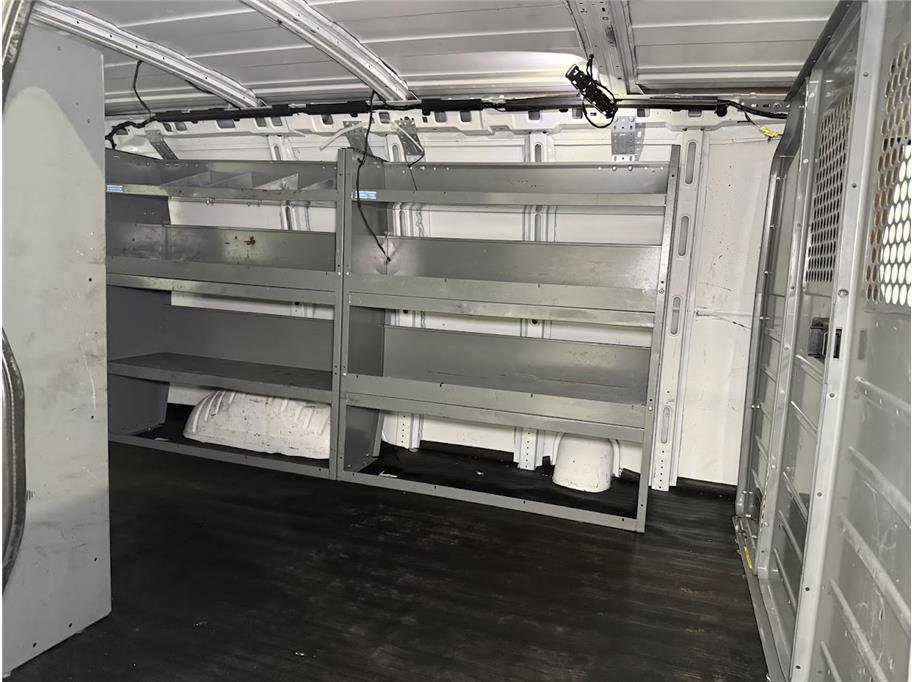 Used 2017 Summit White Chevrolet Van 3D image 17