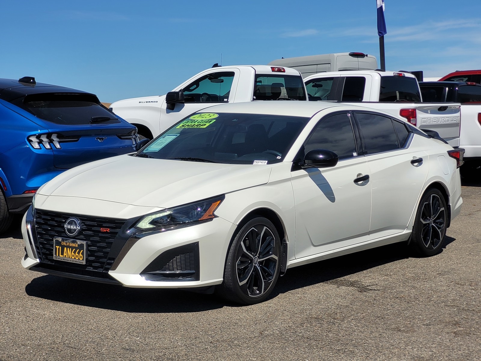 2023 Nissan Altima 2.5 SR photo 8