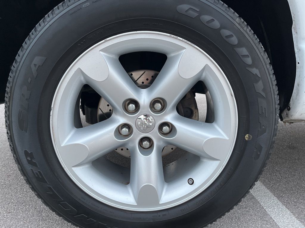 2008 Dodge Ram SLT photo 10