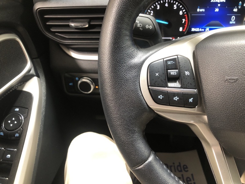 2021 Ford Explorer XLT Sport photo 22