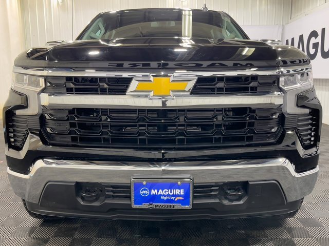 2026 Chevrolet Silverado 1500 LT photo 3
