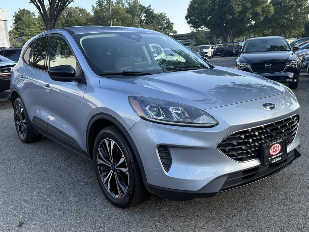 2022 Ford Escape SE photo 4
