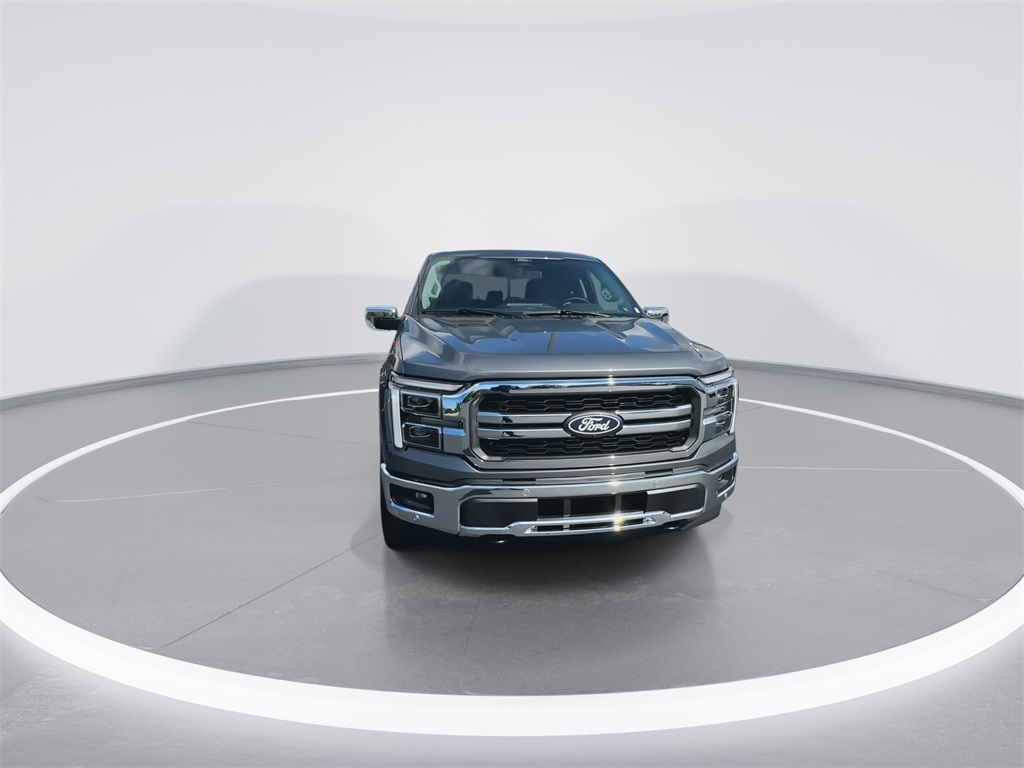 2025 Ford F-150 Lariat photo 3