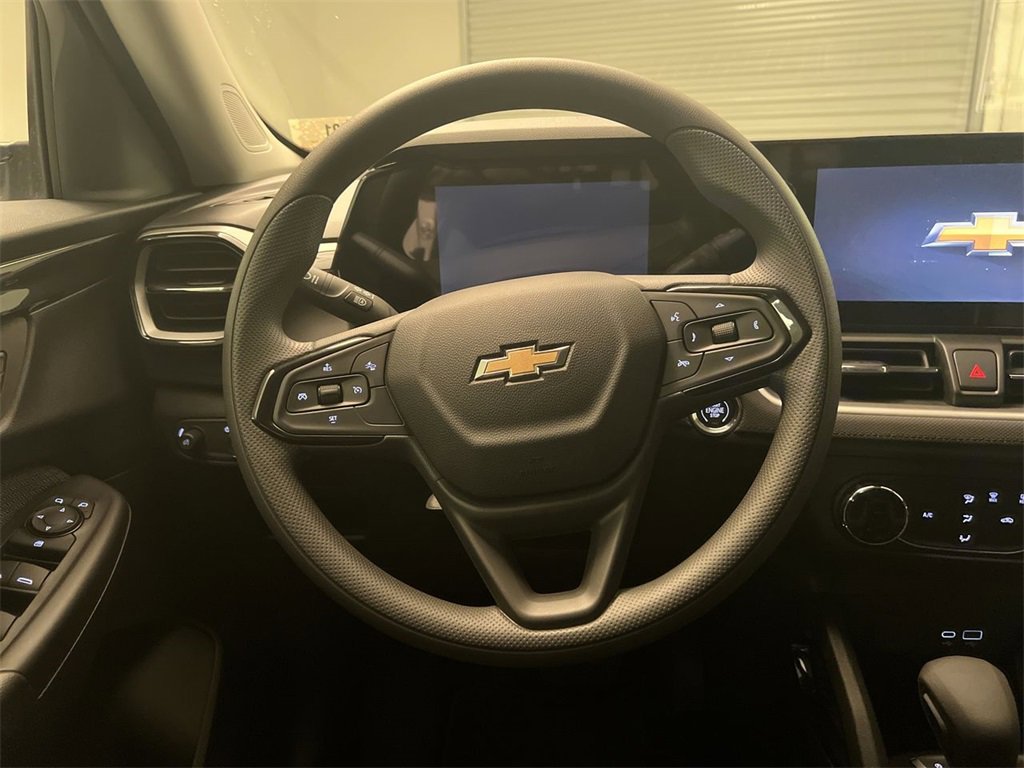 2026 Chevrolet Trailblazer LS photo 14