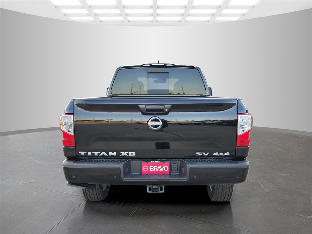 2024 Nissan Titan SV photo 4