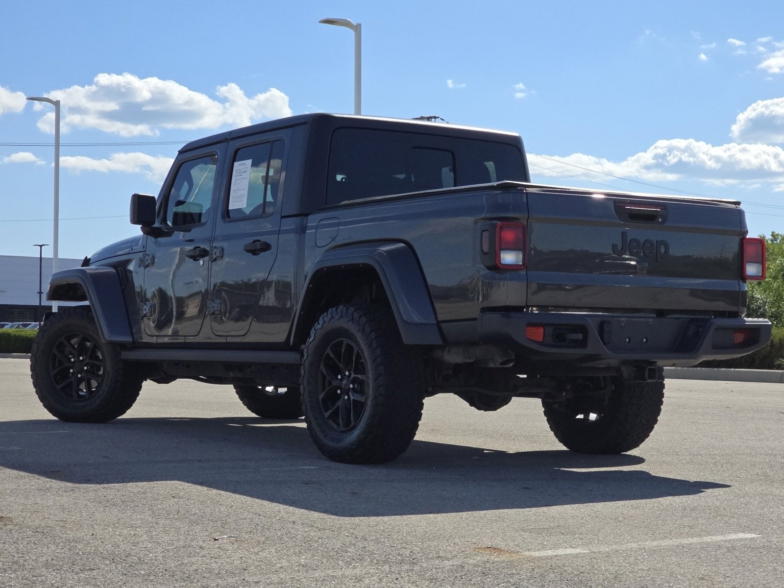 2022 Jeep Gladiator Altitude photo 17