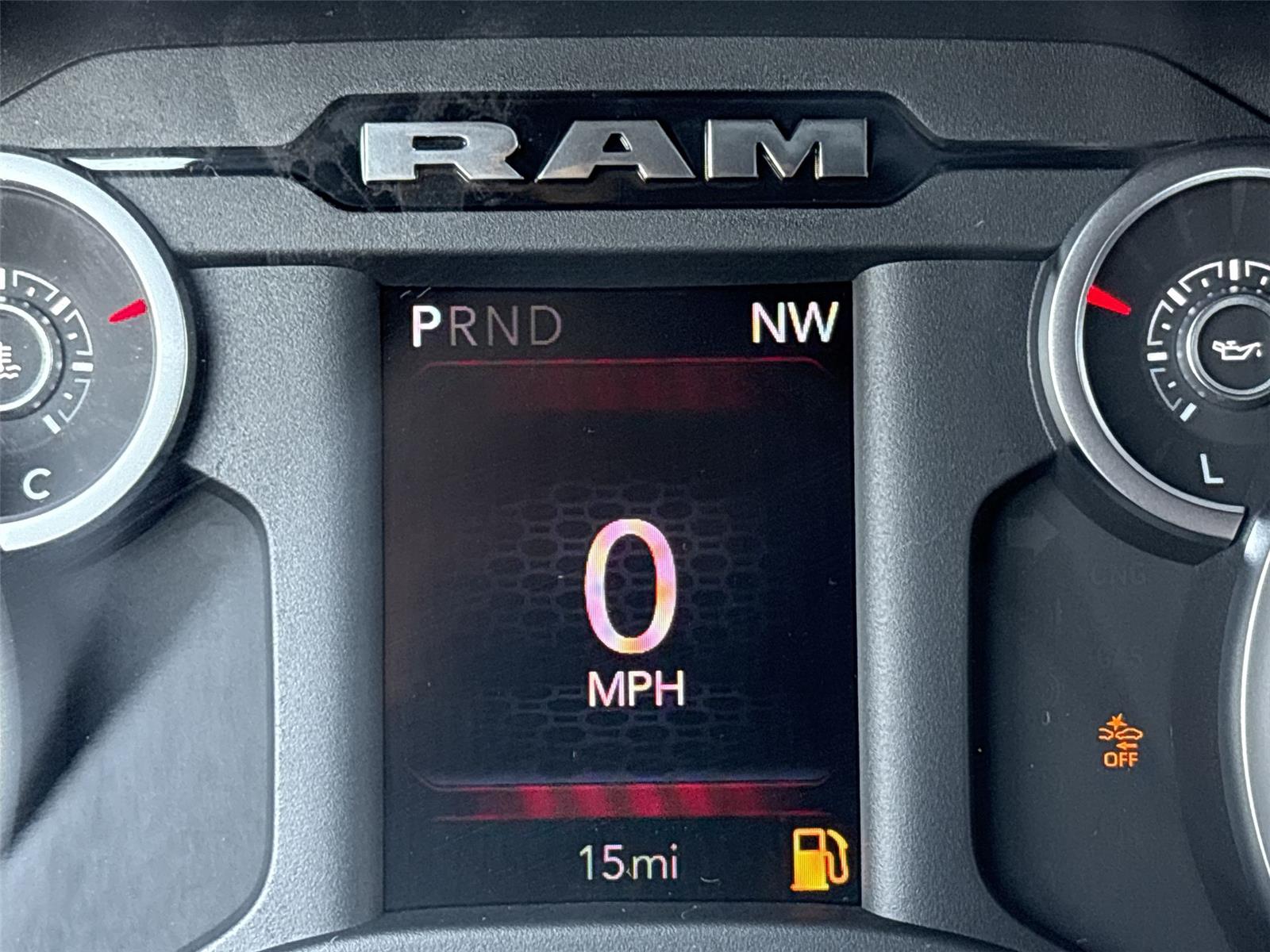 2026 Ram 2500 Tradesman photo 16