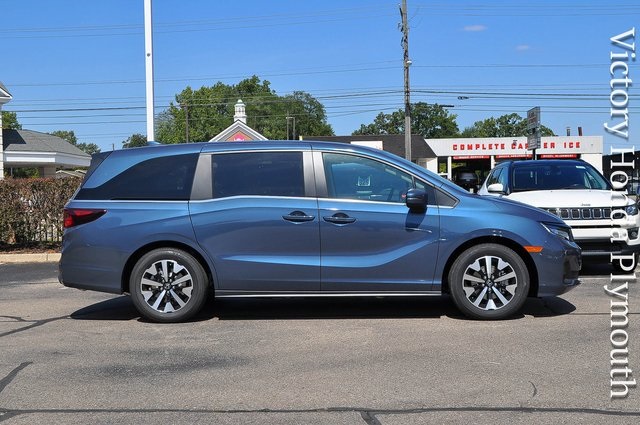 2026 Honda Odyssey EX-L photo 2