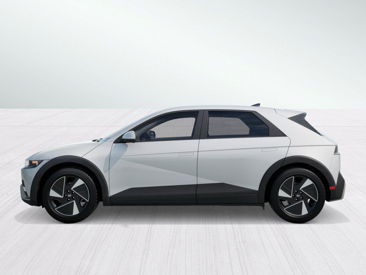 2025 Hyundai Ioniq 5 SE photo 3