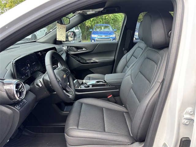 2026 Chevrolet Equinox LT photo 13