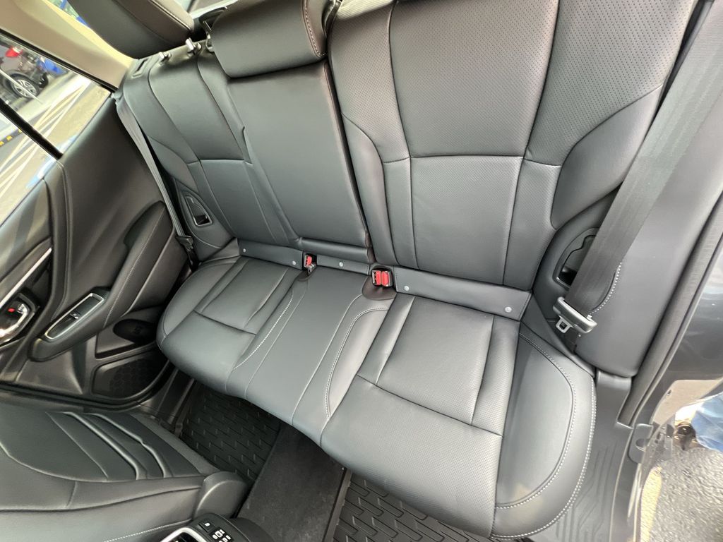 2025 Subaru Outback Touring XT photo 23