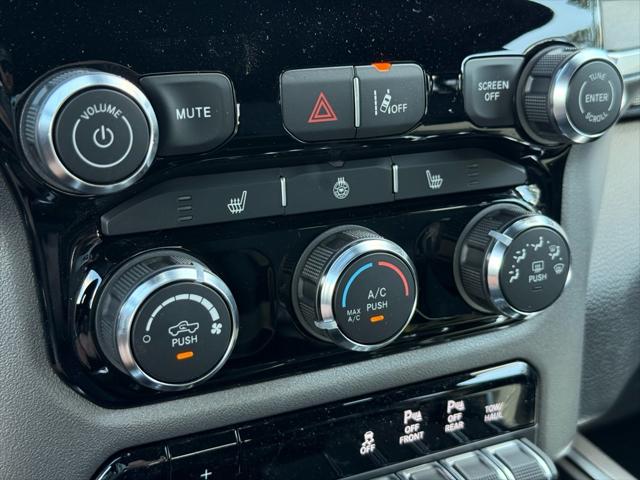 2025 Ram 1500 Big Horn photo 8