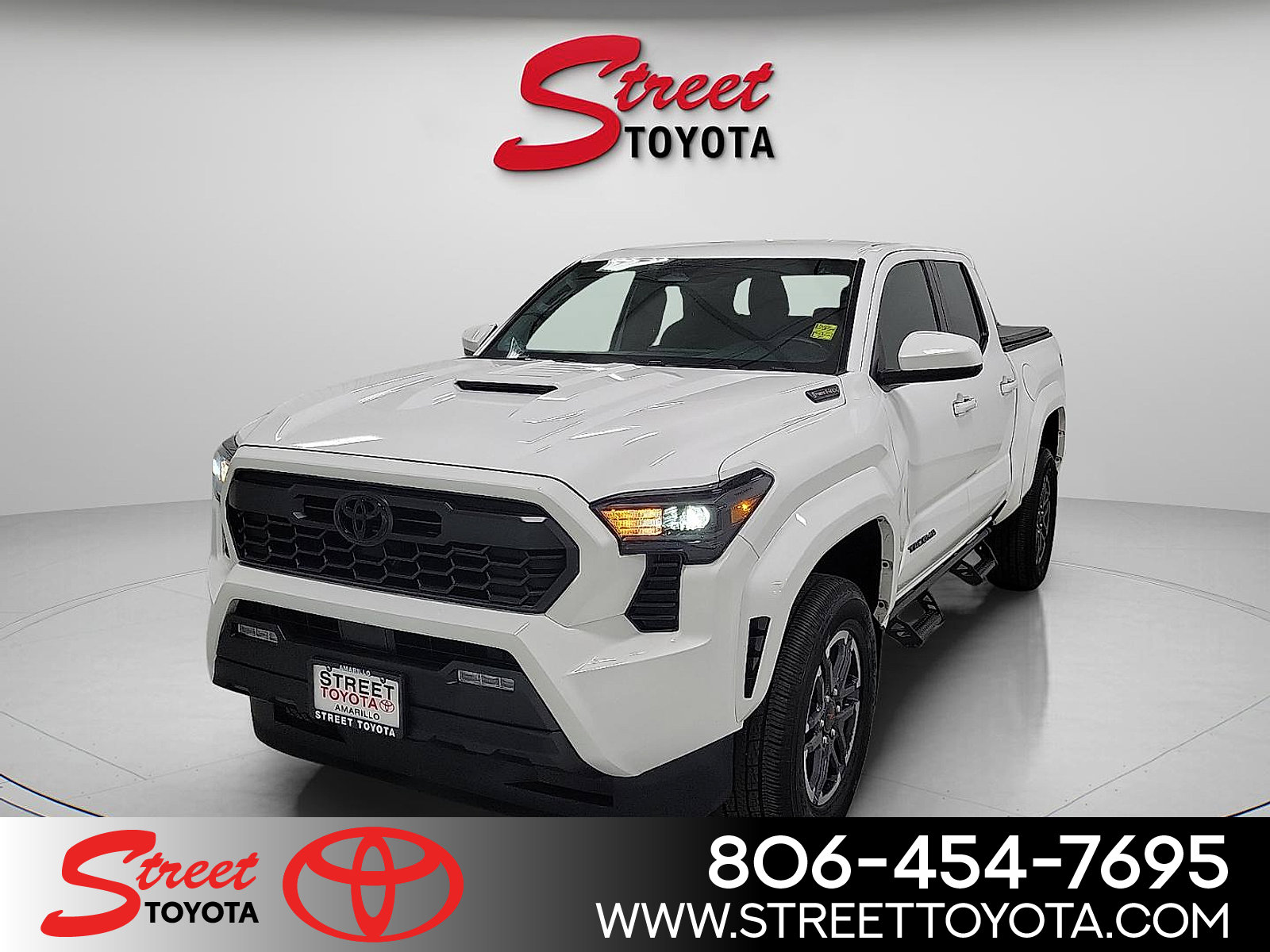 2024 Toyota Tacoma TRD Sport's photo