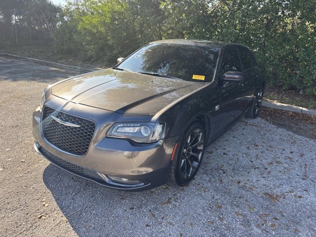 2015 Chrysler 300 S's photo