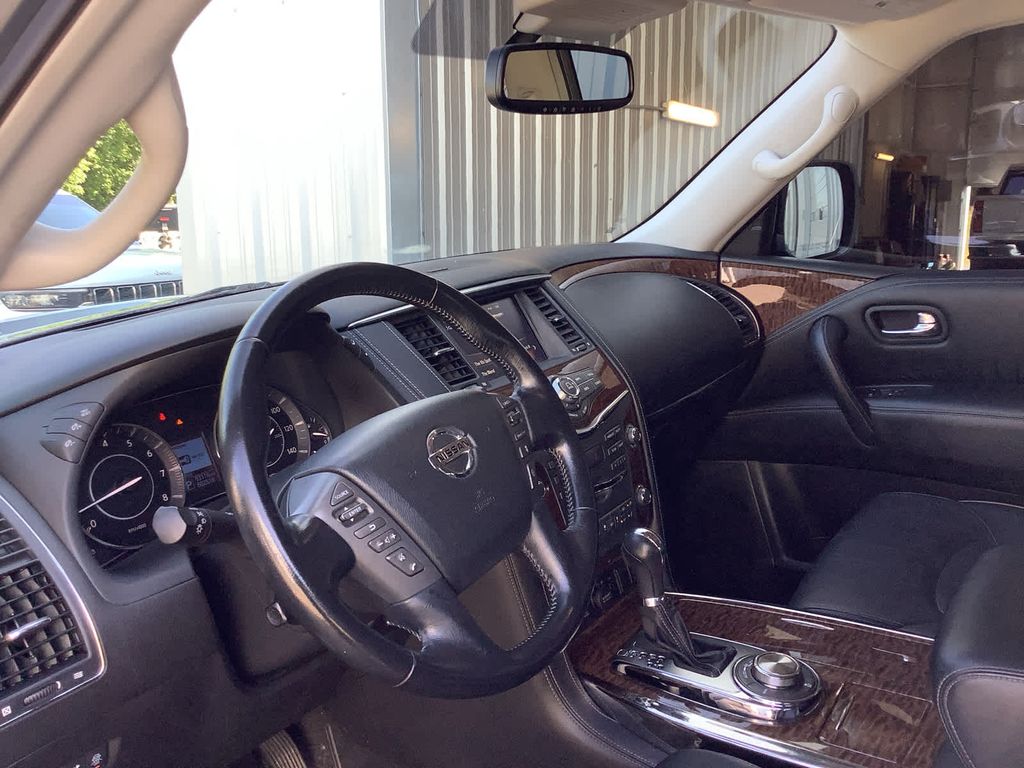 2020 Nissan Armada SL photo 27
