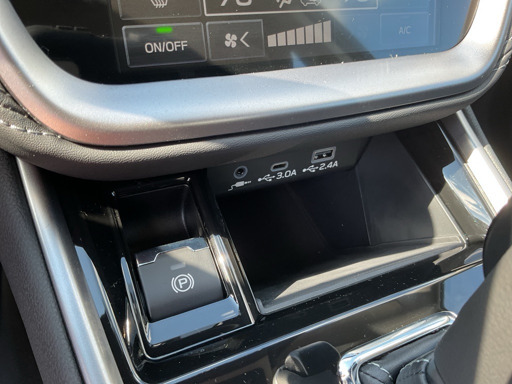 2025 Subaru Legacy Premium photo 14