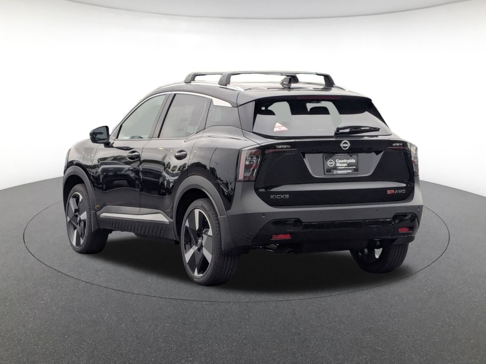 2025 Nissan Kicks SR photo 7