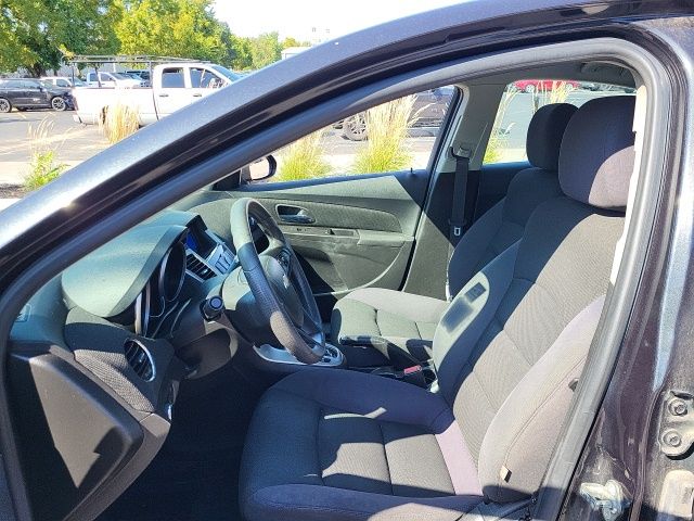 2015 Chevrolet Cruze photo 8