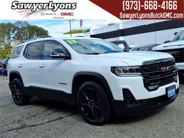 2023 GMC Acadia SLT's photo