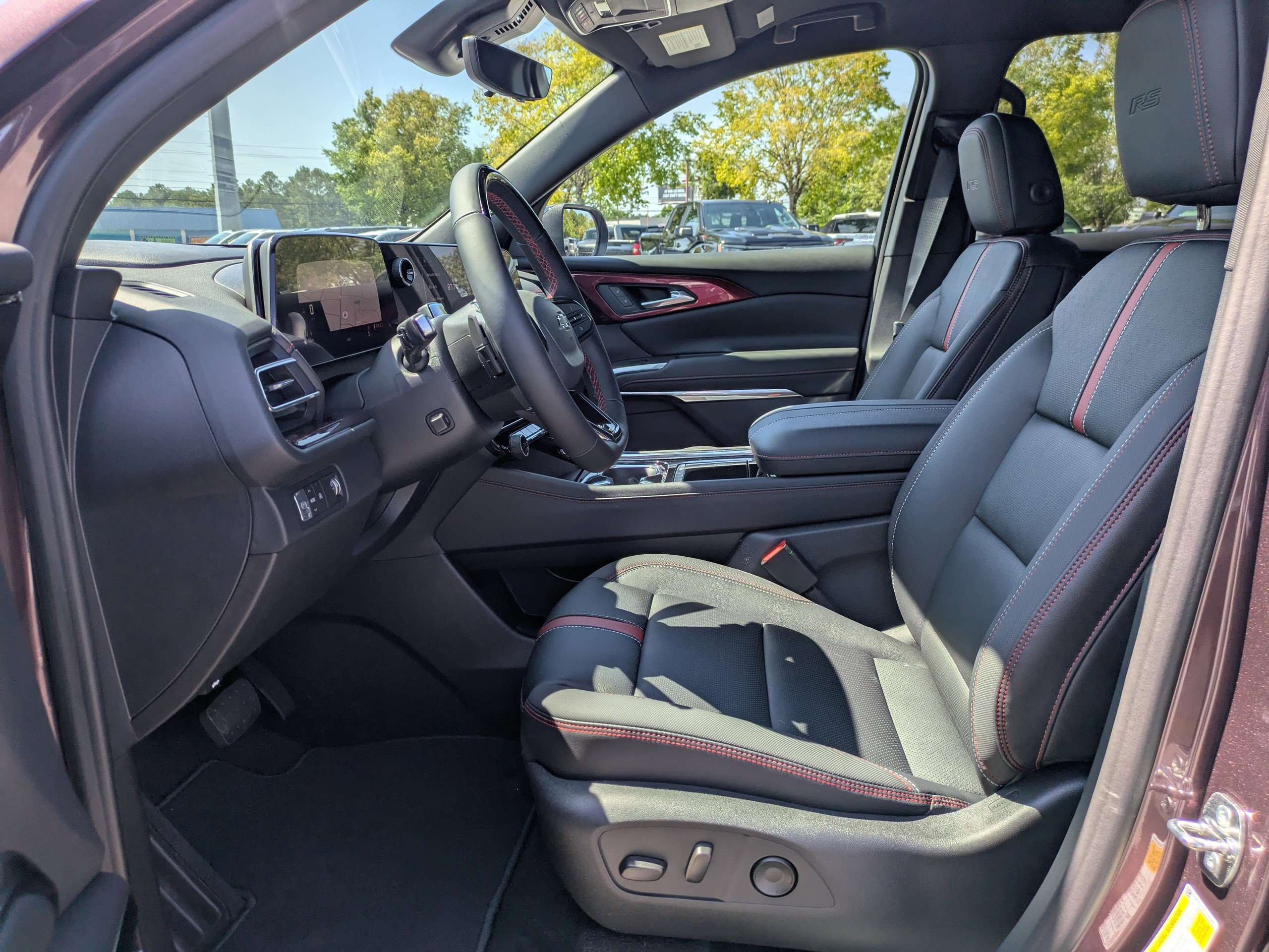 2026 Chevrolet Traverse RS photo 15